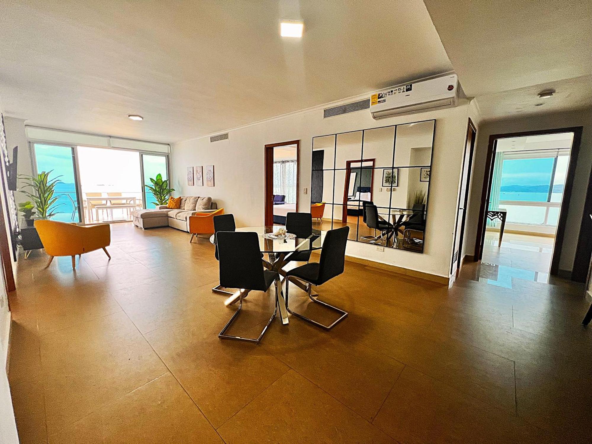 Apartment In The Causeway Amador Panama City Exterior photo
